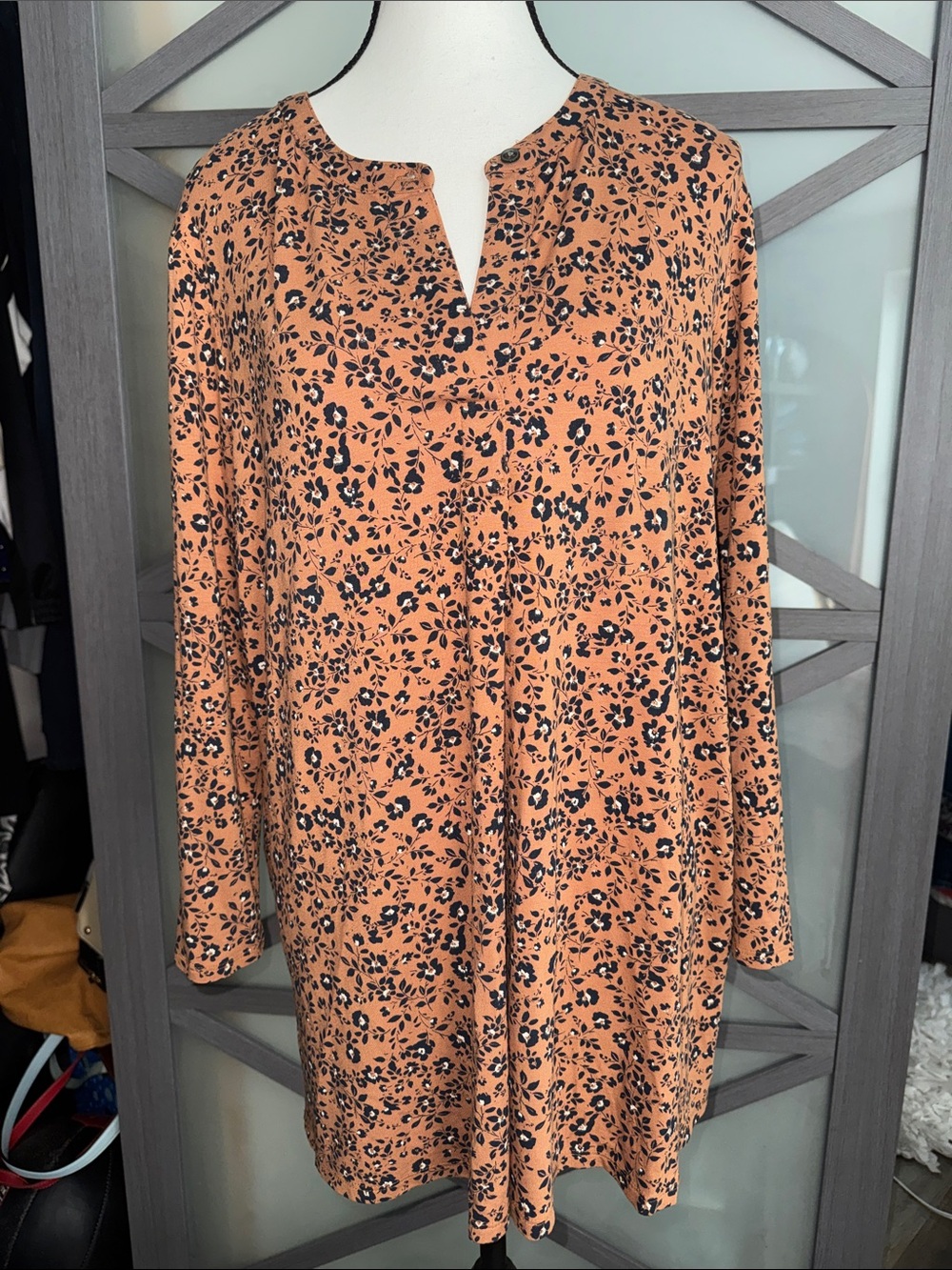 J.Jill Wearever Floral Split Neck Tunic Top Rust Navy Size Large